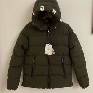 Moncler used men’s green Large puffer jacket